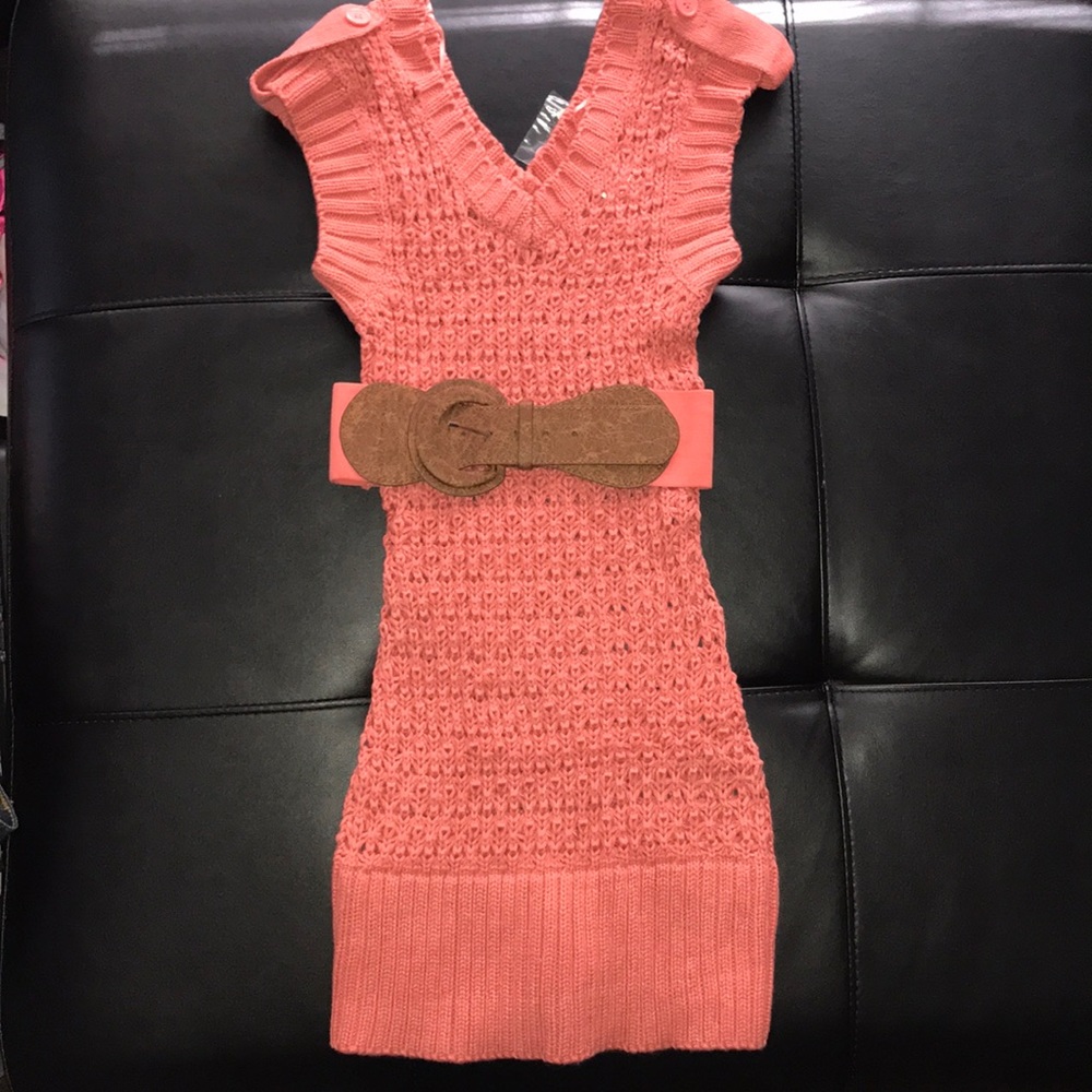 Arden B coral belted tunic